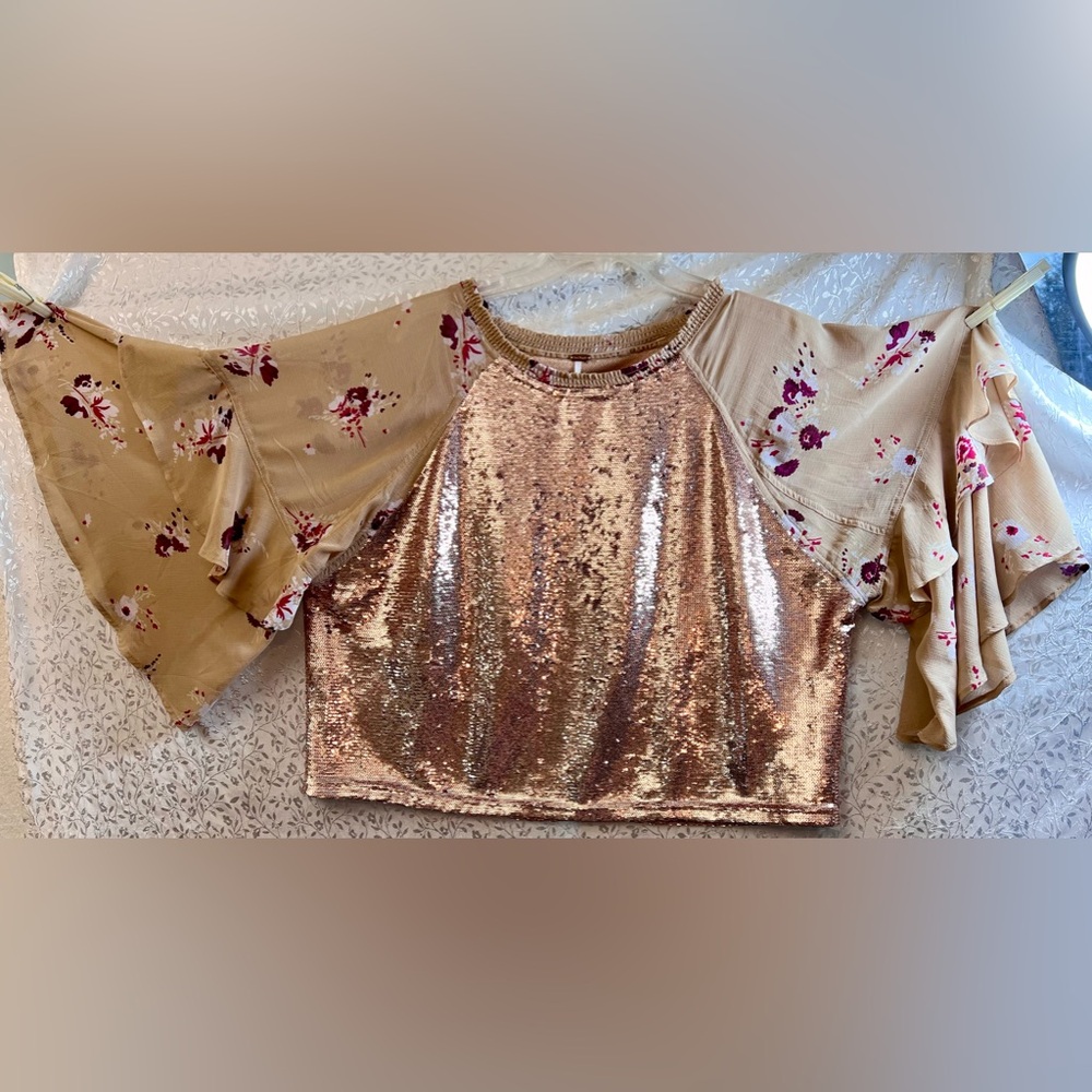 FREE PEOPLE “Shimmy & Shake” Sequined Floral Bell Sleeve Pullover Blouse Top NWT - Picture 7 of 15